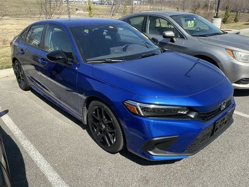 Used 2024 Honda Civic Sport image 4