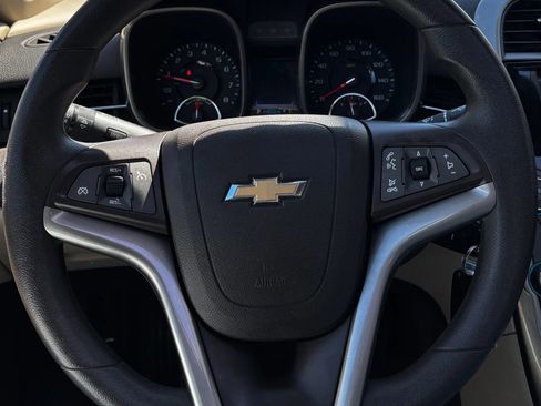 Used 2013 Chevrolet Malibu Eco w/ Power Convenience Package FWD image 9