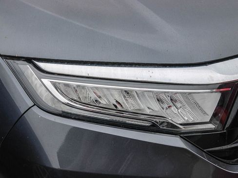 Used 2023 Honda Odyssey Elite image 2