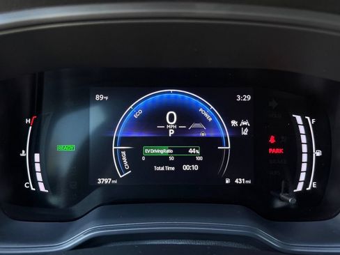 Used 2026 Toyota Corolla SE FWD image 7