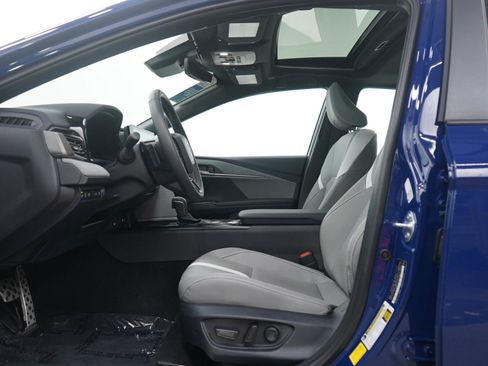 Used 2026 Toyota Camry SE w/ Multimedia Upgrade Package image 20