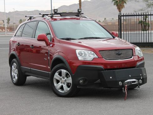 Used 2013 Chevrolet Captiva Sport LS image 1