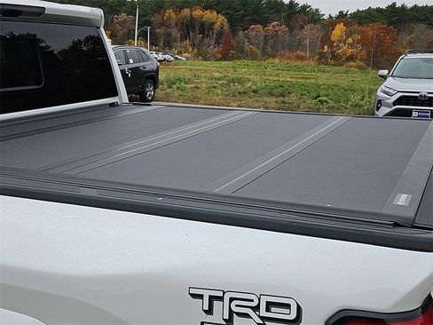 New 2025 Toyota Tacoma TRD Sport image 8