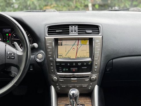 Used 2010 Lexus IS 250 RWD image 20