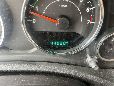 Used 2018 Jeep Wrangler Unlimited Rubicon w/ Cold Weather Group image 17