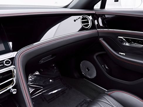 Used 2022 Bentley Flying Spur V8 AWD/4WD image 88