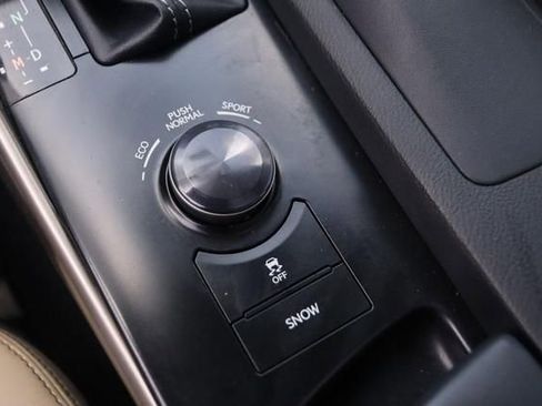 Used 2014 Lexus IS 350 w/ Navigation Package RWD image 22