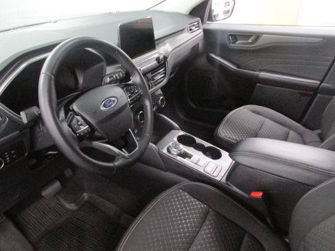 Used 2023 Ford Escape Active AWD/4WD image 24