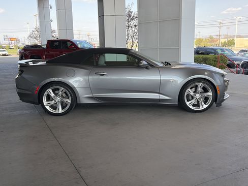 Used 2022 Chevrolet Camaro SS image 8