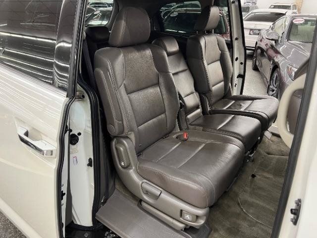 Used 2014 Honda Odyssey Touring image 11