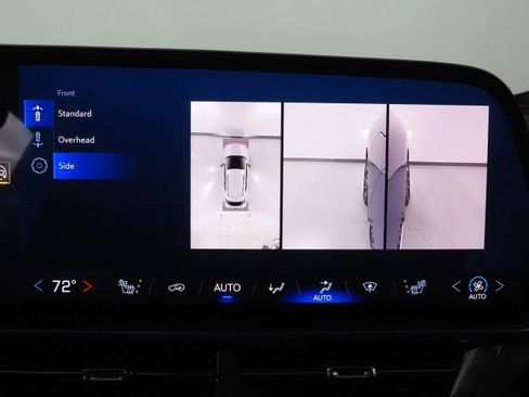 Used 2024 Chevrolet Equinox EV LT w/ LPO, Blackout Package image 33