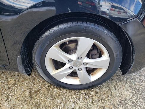 Used 2013 Hyundai Elantra GLS image 45