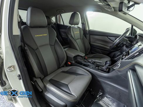 Used 2022 Subaru Crosstrek 2.5i Sport AWD/4WD image 39