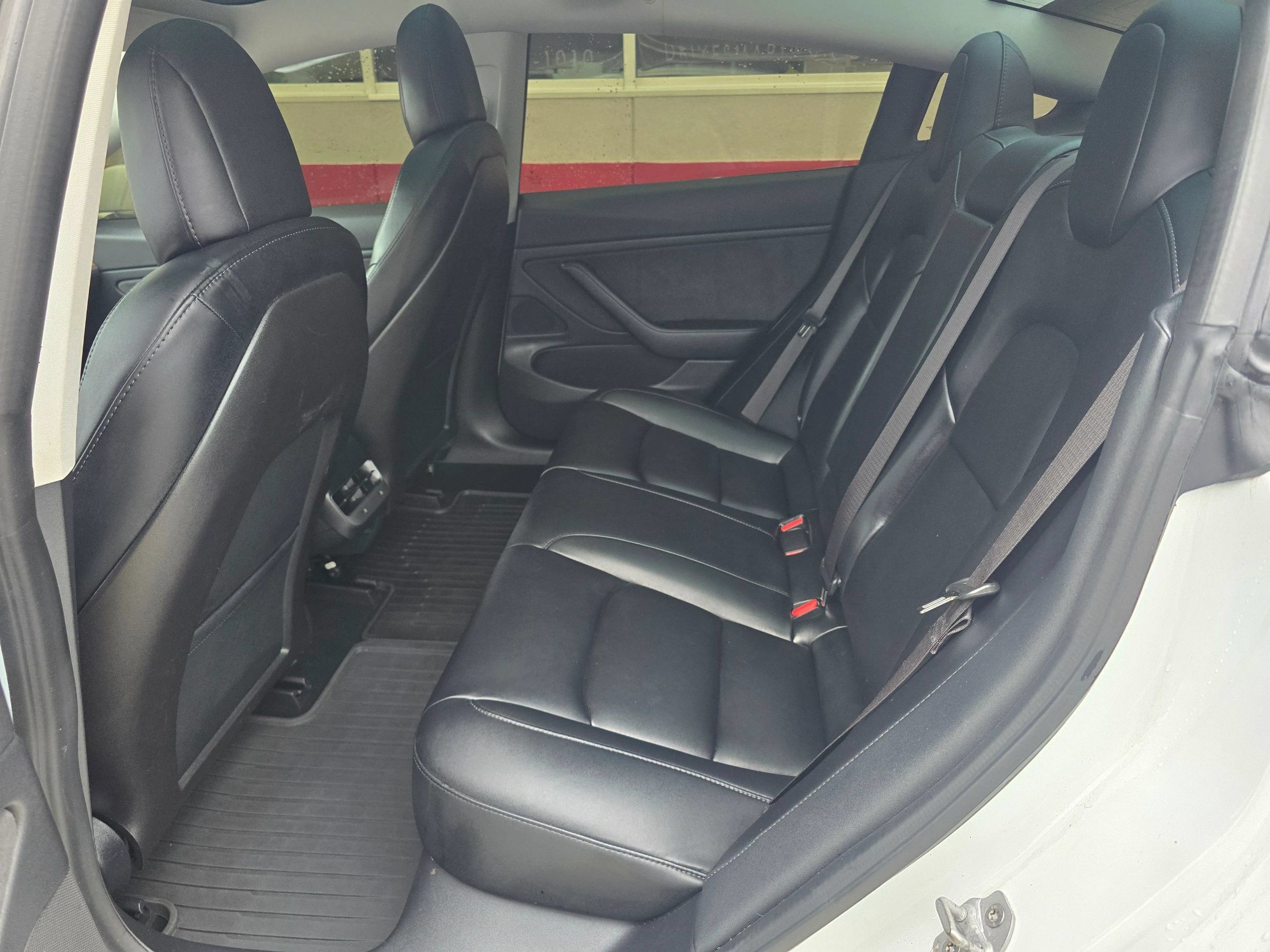 Used 2018 Tesla Model 3 Long Range AWD/4WD image 10