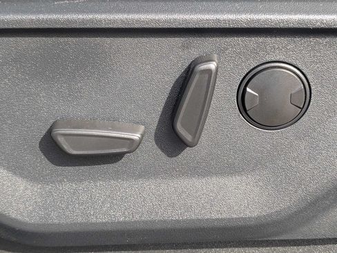 New 2026 Ford F250 Lariat w/ Black Appearance Package AWD/4WD image 21