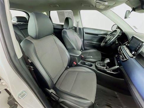 Used 2023 Kia Seltos S image 27
