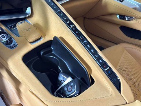Used 2025 Chevrolet Corvette Z06 image 28