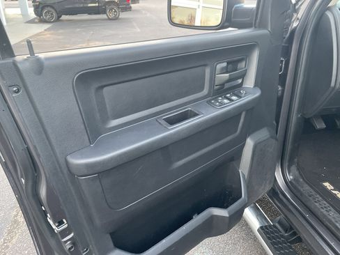 Used 2015 RAM 1500 Express image 8