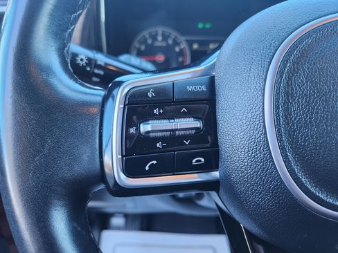 Used 2023 Kia Sorento S image 20