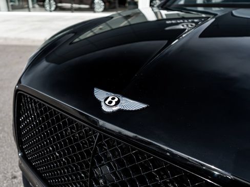 Used 2020 Bentley Continental GT AWD/4WD image 21