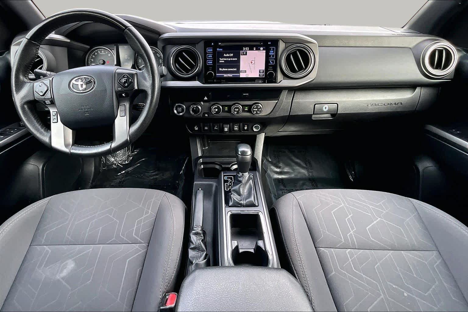 Used 2019 Toyota Tacoma TRD Sport w/ Technology Package AWD/4WD image 16