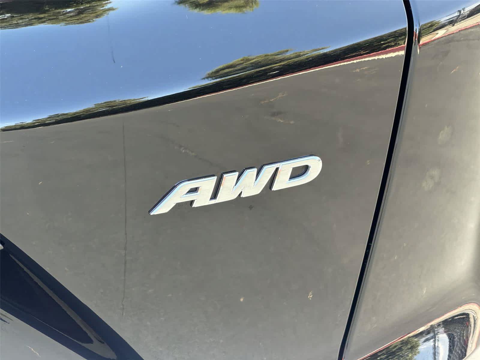 Used 2017 Honda CR-V LX image 8