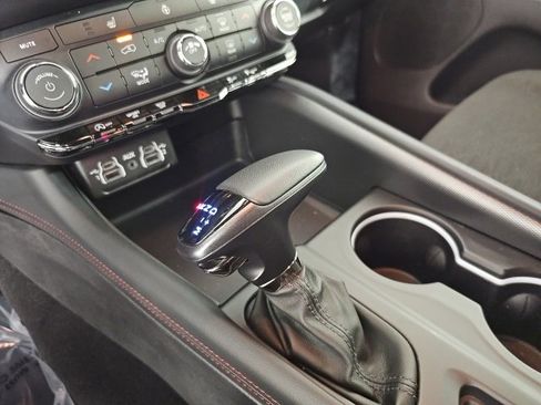 Certified 2024 Dodge Durango GT image 22