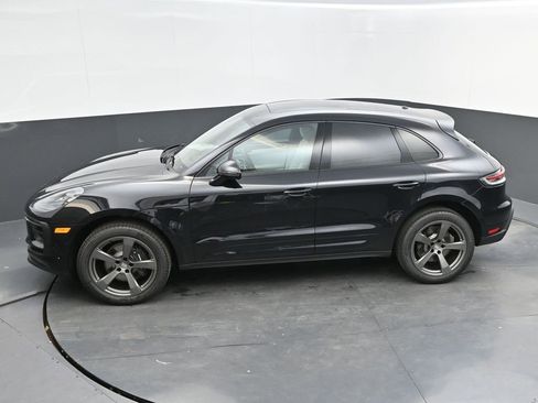 New 2026 Porsche Macan image 33