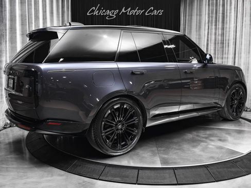 Used 2023 Land Rover Range Rover Autobiography image 5
