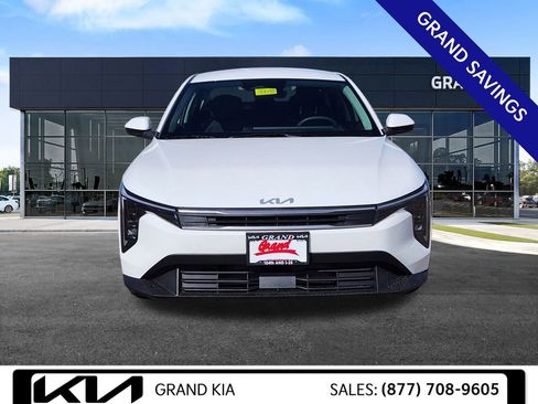 New 2026 Kia K4 FWD image 3