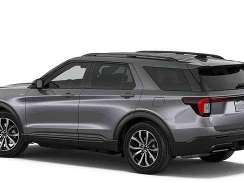 New 2026 Ford Explorer ST-Line image 2