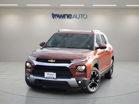 Used 2021 Chevrolet TrailBlazer LT w/ Driver Confidence Package AWD/4WD image 9