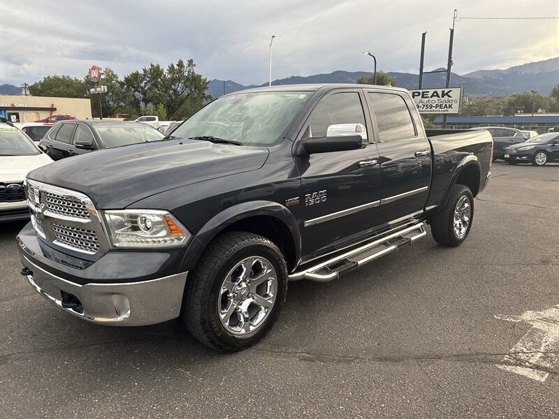Used 2016 RAM 1500 Laramie w/ Convenience Group AWD/4WD image 3