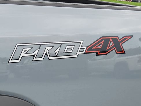 New 2025 Nissan Frontier PRO-4X image 17