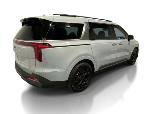 New 2026 Kia Carnival SX Prestige FWD image 4