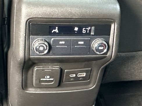 Used 2020 GMC Acadia SLE w/ Driver Convenience Package image 20