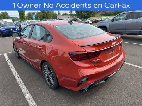 Used 2022 Kia Forte GT-Line w/ GT-Line Premium Package FWD image 4
