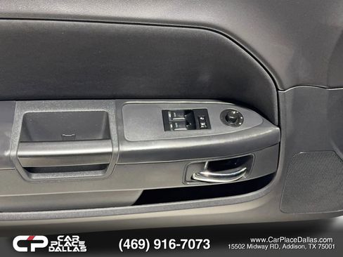 Used 2014 Dodge Challenger SXT RWD image 16