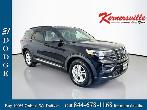 Used 2020 Ford Explorer XLT AWD/4WD image 1