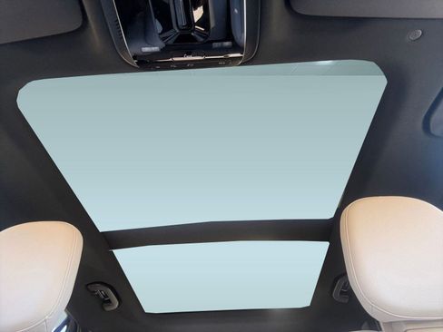 New 2026 Mercedes-Benz GLC 300 4MATIC image 16