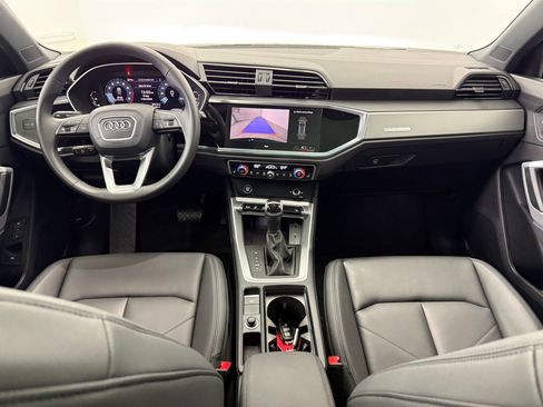 Used 2025 Audi Q3 2.0T Premium w/ Convenience Package image 17