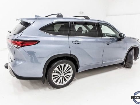 Used 2023 Toyota Highlander Platinum image 8