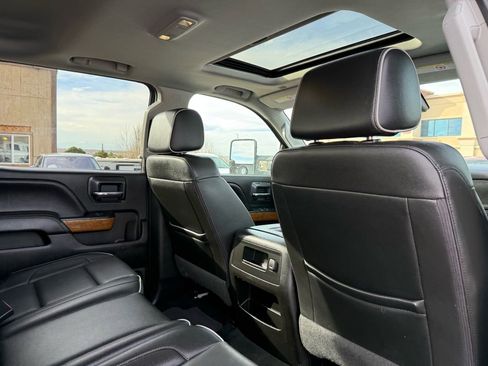 Used 2019 Chevrolet Silverado 3500 High Country w/ Duramax Plus Package image 23