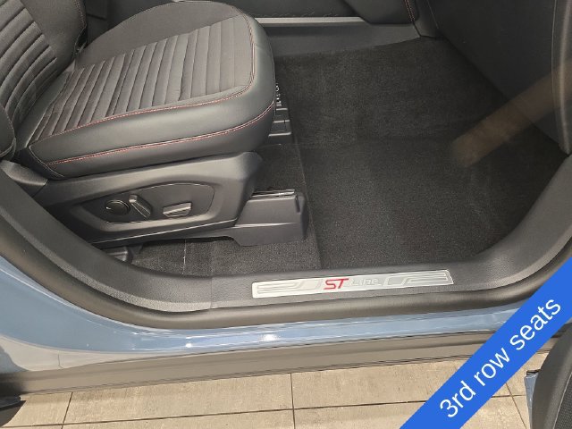 New 2026 Ford Explorer ST-Line AWD/4WD image 12