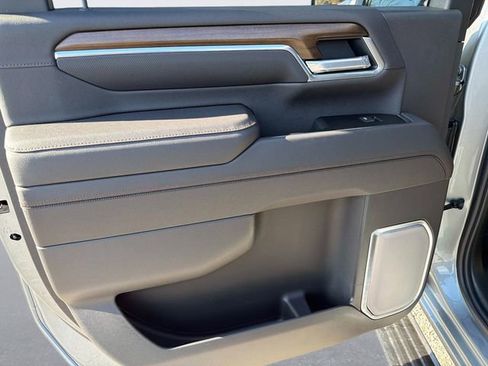 New 2026 Chevrolet Silverado 2500 High Country w/ Technology Package image 13