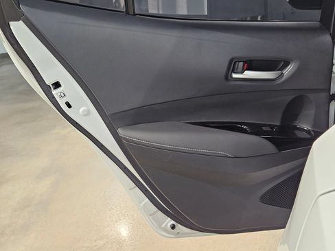 Used 2022 Toyota Corolla SE FWD image 34
