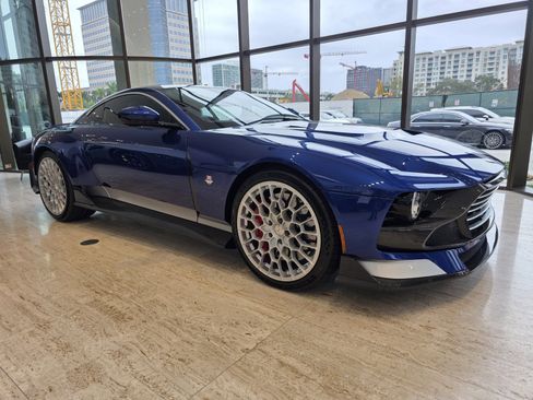 Used 2024 Aston Martin Valour Coupe image 27