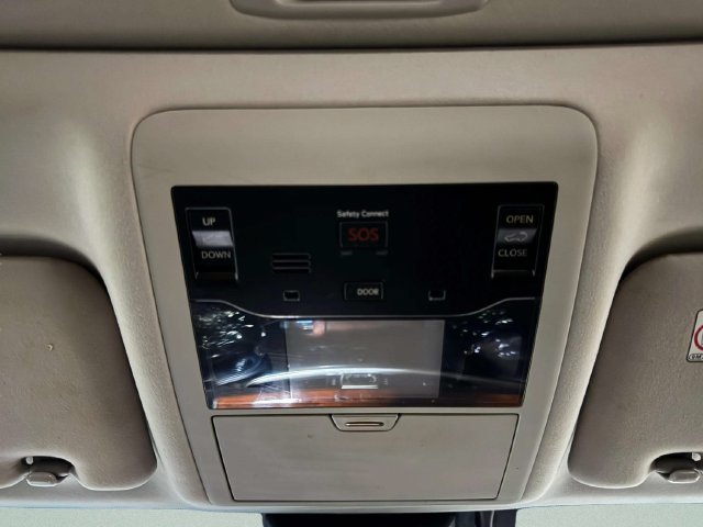 Used 2019 Lexus LX 570 4WD w/ Luxury Package image 27