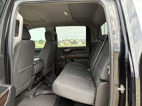 Used 2022 GMC Sierra 2500 SLE w/ SLE Convenience Package AWD/4WD image 11