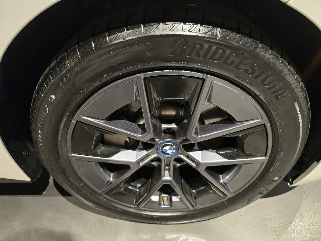 Used 2023 BMW i4 eDrive35 w/ Premium Package RWD image 30